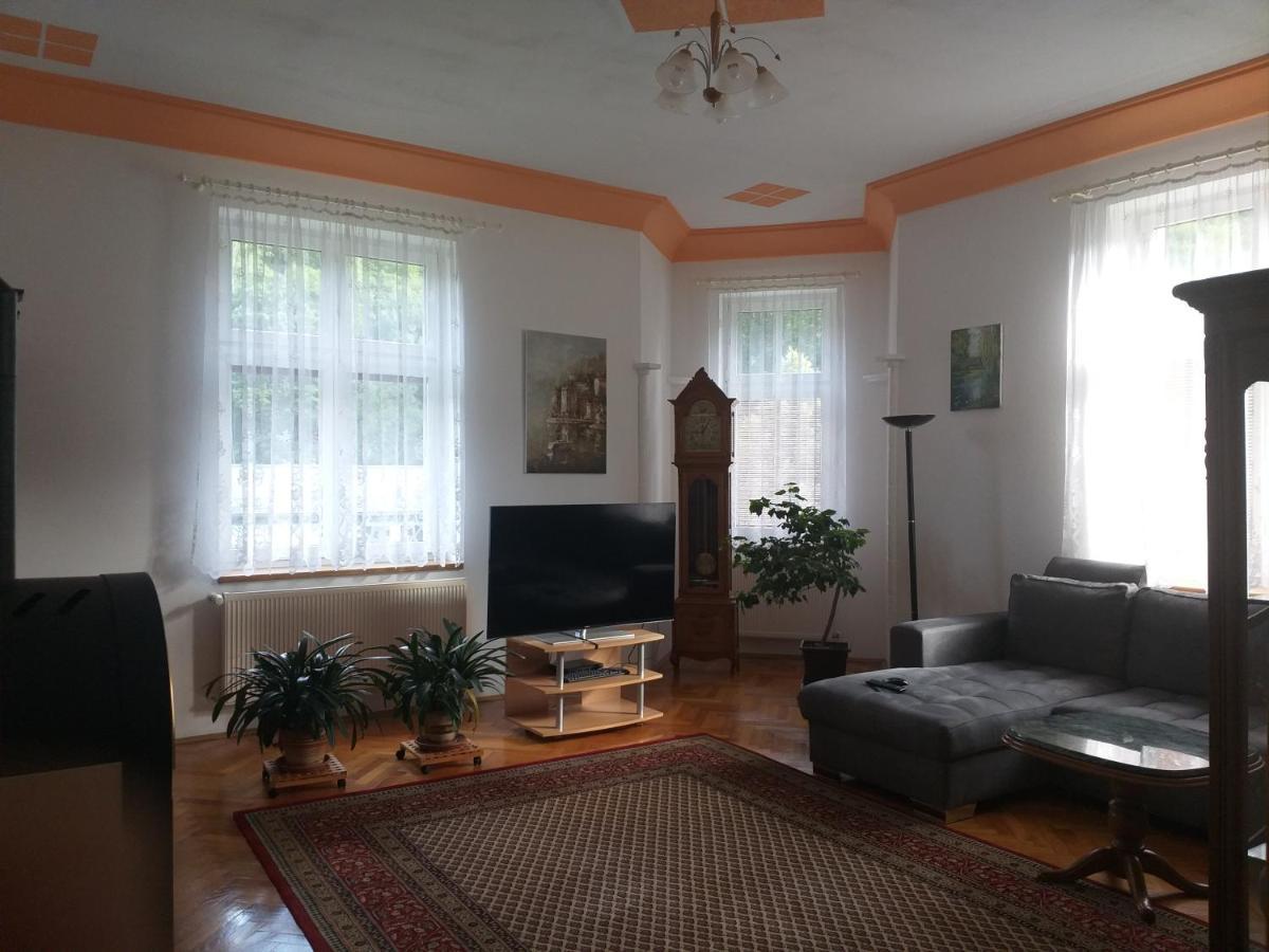 Apartman Kraslice *